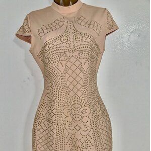 Glittering mini dress made for sparkling evenings